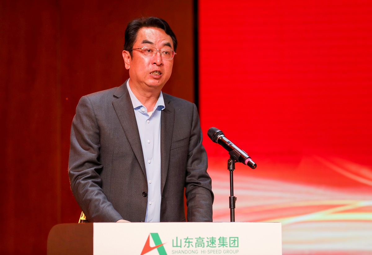 山东高速集团召开"榜样的力量"表彰大会